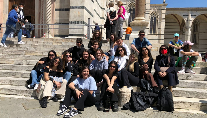 Guide turistiche del "Cattaneo": gli studenti del corso Turismo si mettono alla prova a Siena