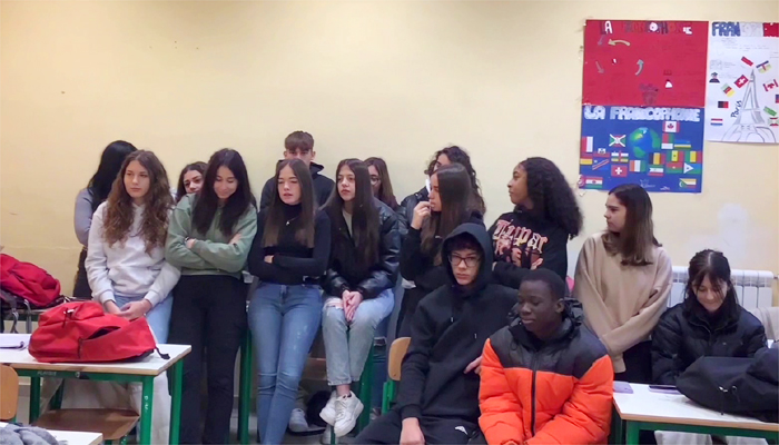 Percorso Turismo: al Cattaneo gli studenti si intervistano in un TG in lingua francese
